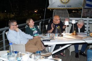 Ο κ. Τεύκρος Σακελλαρόπουλος στο μικρόφωνο